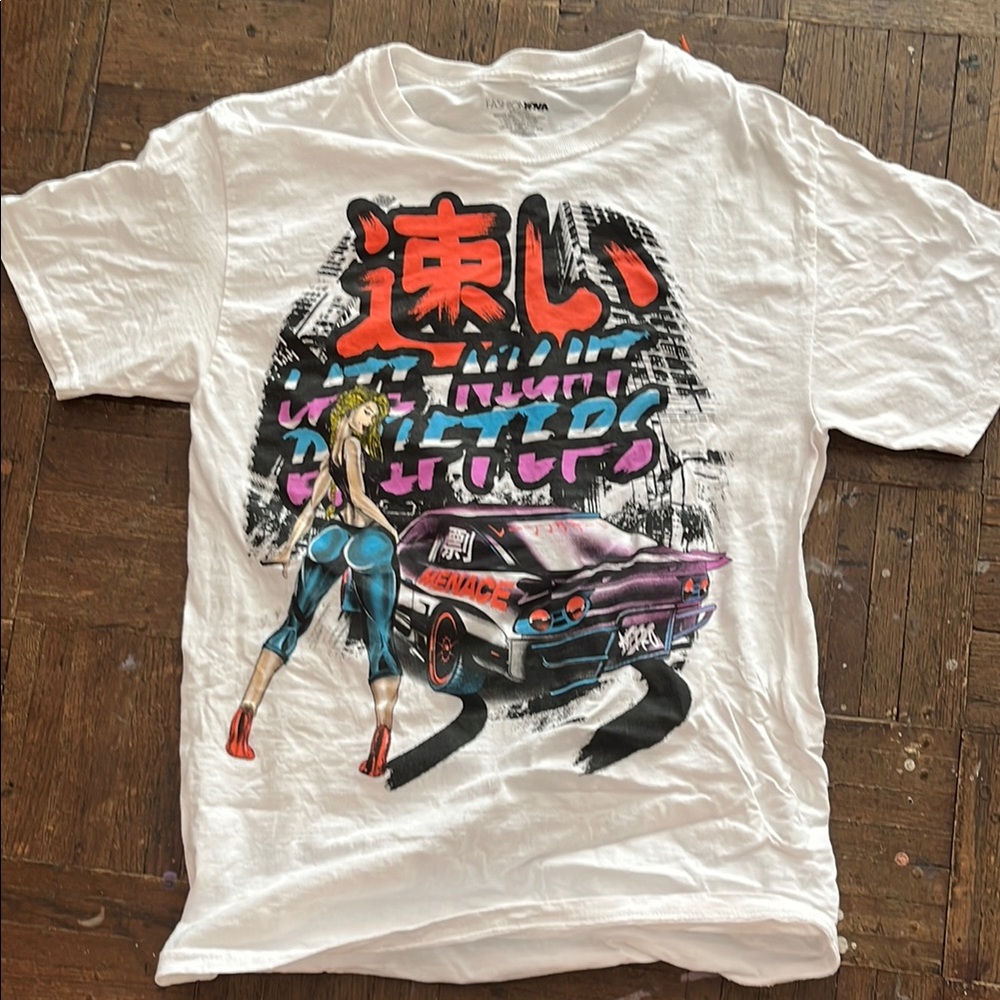 GRAPHIC JAPANESE WHITE T SHIRT, racing theme XS, fashion moda